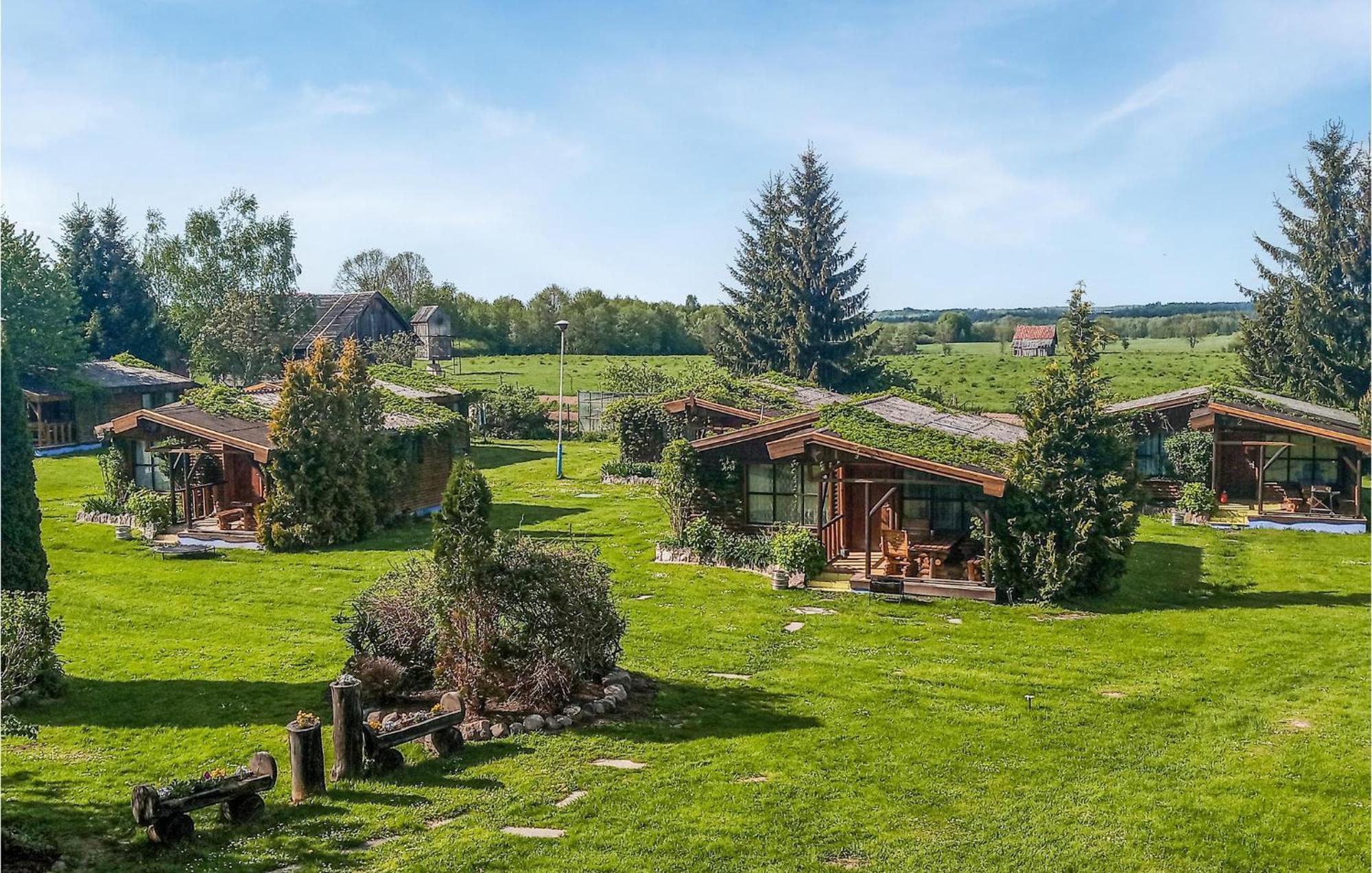 Amazing Home In Wilczeta With Kitchenette מראה חיצוני תמונה